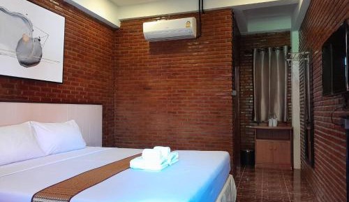 Standard Superior Double or Twin with Air Conditioning