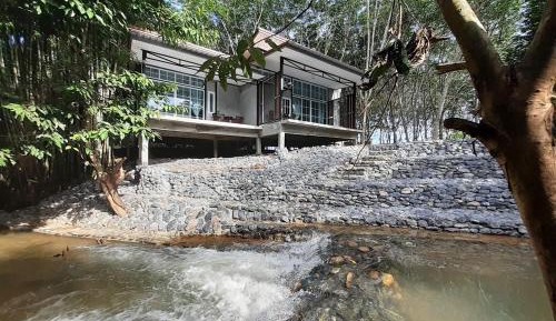 Superior Family Room