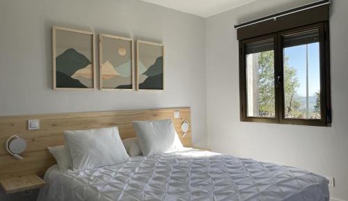 One-bedroom Loft Apartment 