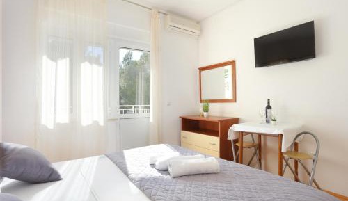 Studio with Terrace and Sea View