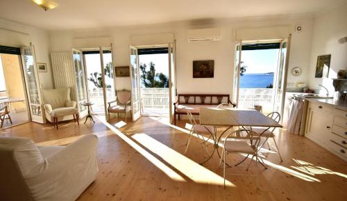 Apartment with Sea View