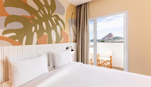 Queen Room with Balcony