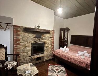 Double Room with Mountain View