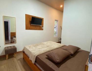 Double Room with Private Bathroom