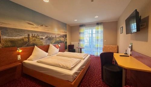 Comfort Triple Room with Balcony