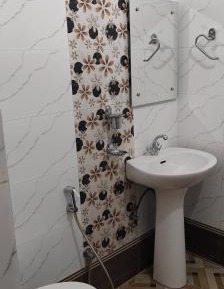 Deluxe Double Room (2 Adults + 1 Child)