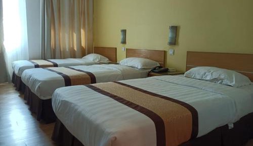 Deluxe Triple Room