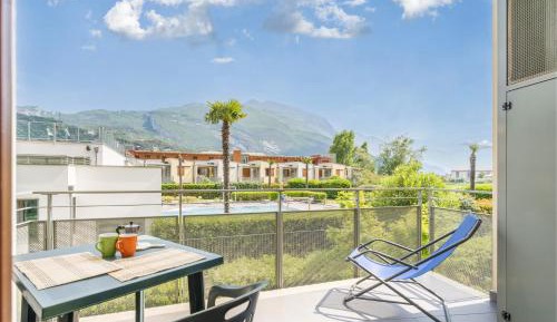 One-Bedroom Apartment with Terrace