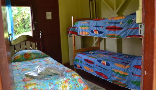 Basic Triple Room with Shared Bathroom