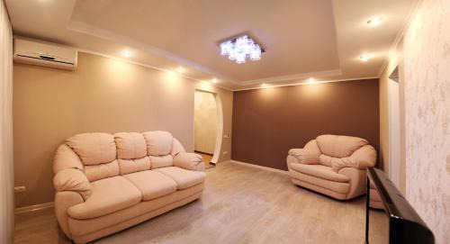 Apartment with Balcony - 75 Shevchenko street - 3 