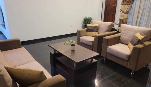 Superior One-Bedroom Apartment