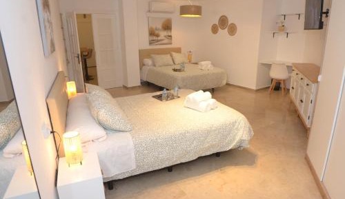 Deluxe Quadruple Room