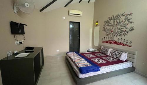 Double Room with Pool View