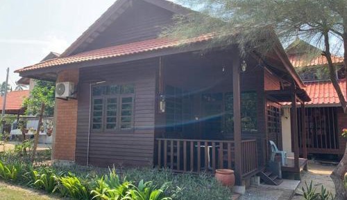 Three-Bedroom Chalet