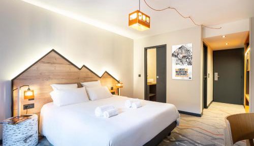 Deluxe Double or Twin Room with Garden View