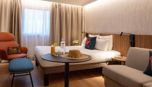 Superior Queen Room with Sofa
