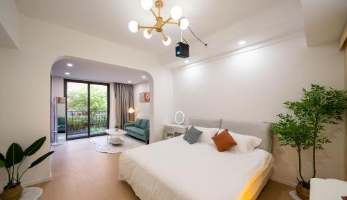 Cream Style Apartment