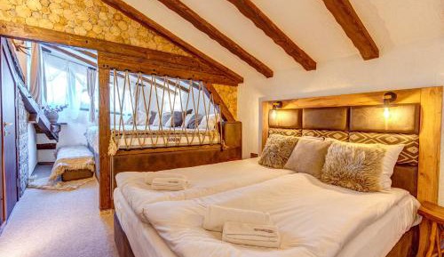 Apartment - Split Level