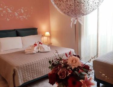 Quadruple Room with Private Bathroom