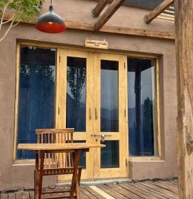 Suite with Mountain View