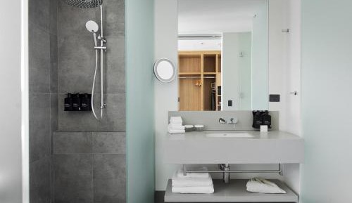 Poolside Double Double