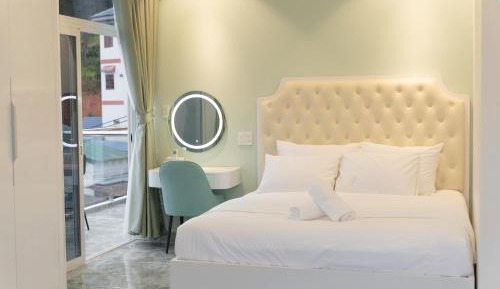 Double Room with Balcony (2 Adults + 1 Child)