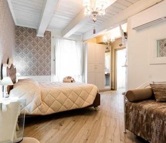 Triple Room with Private Bathroom