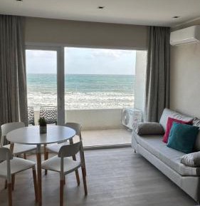 Studio Apartment with Sea View