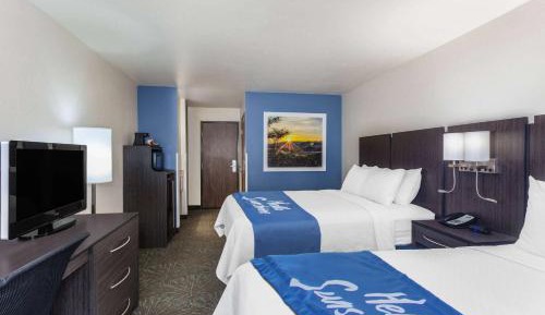 Pet Friendly Queen Room - Non-Smoking