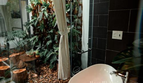 King Room with Garden View