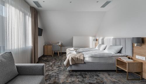 Standard Family Room