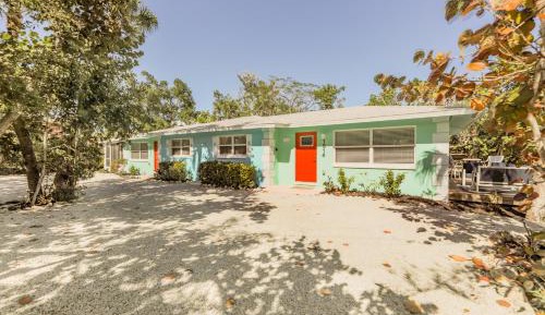 Two-Bedroom Holiday Home