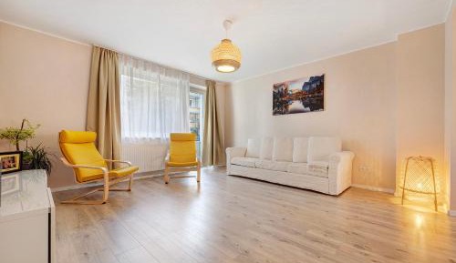 Superior One-Bedroom Apartment with Balcony