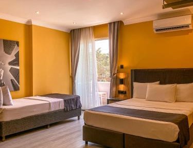 Deluxe Triple Room with Sea View