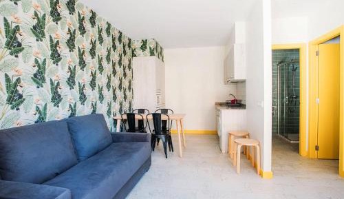 One-Bedroom Apartment