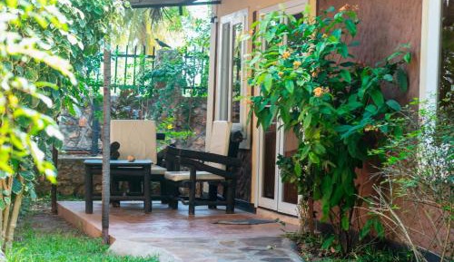 Deluxe Bungalow with Garden View