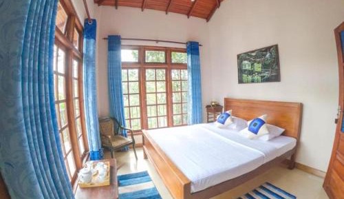 Double Room with Mountain View