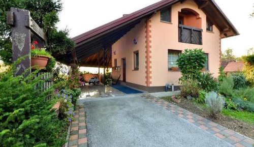 Two-Bedroom Holiday Home with Terrace