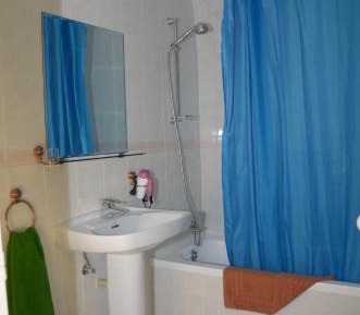 One-Bedroom Apartment with Pool View