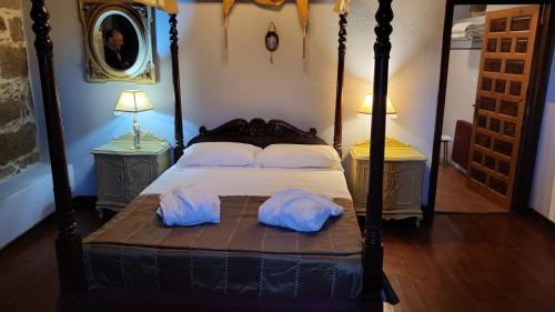 Deluxe Double Room (2 Adults + 1 Child)