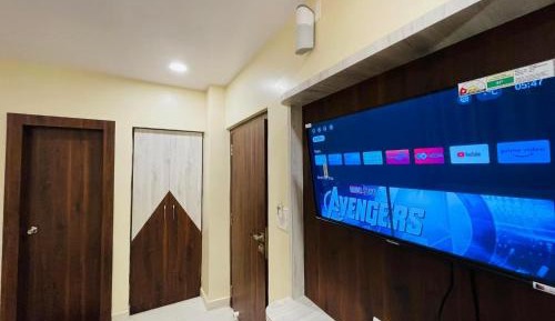 Deluxe Double Room (2 Adults + 1 Child)