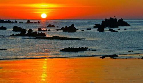 Double or Twin Room with Sea View