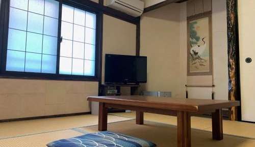 Japanese Style Quadruple Room with Shared Bathroom