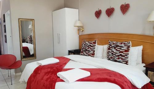 Family Room with Lake View