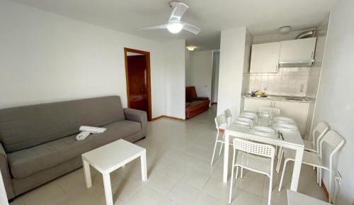 One-Bedroom Apartment (2 - 6 Adults)