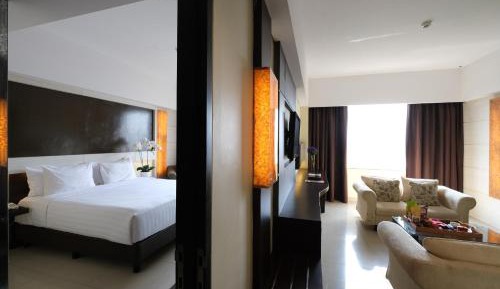 Suite with City View