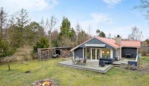 Four-Bedroom Holiday Home