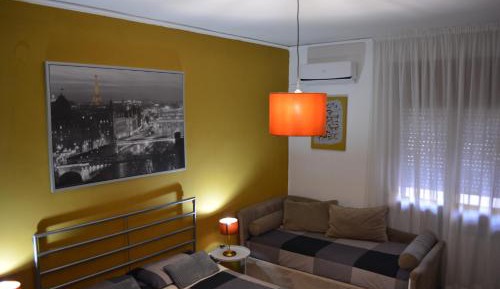 Large Double or Twin Room