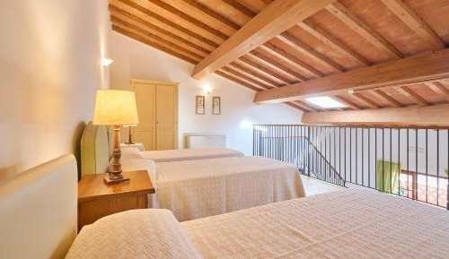 Studio - Split Level