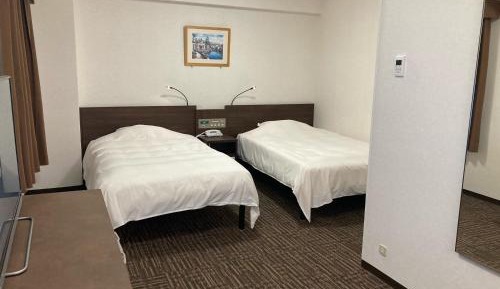 Twin Room - Non-Smoking